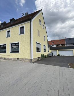 Großzügiges Wohn- und Geschäftsgebäude in zentraler Lage von Wiesau zu verkaufen - Wiesau