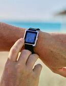 Armbanduhr mit TOUCH-DISPLAY Neu in 64546