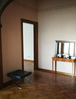 bel étage - sehr stilvolle Altbauwohnung im OG einer Jugendstilvilla mit fairen Heizkosten v. Privat - Quedlinburg