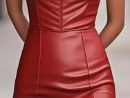 Damen Kunstleder Kleid eng mit Reißverschluss in rot / Größen S(36), M(38) und XL (44) / NEU - Marl (Nordrhein-Westfalen)
