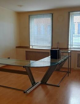 Schreibtisch Glas (Winkelform) aus Düsseldorf - Düsseldorf