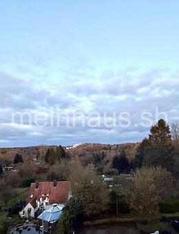 Dachgeschosswohnung mit Blick ins Grüne - Kiel