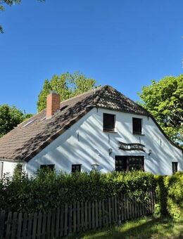 Historische Schmiede mit großem Garten und viel Potential an der Nordsee - Butjadingen