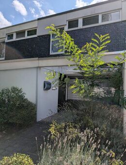 Reihenmittelhaus mit großzügiger Doppelgarage in Erkrath- Hochdahl - Erkrath (Fundort des Neanderthalers)
