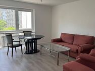 Moderne möblierte 3-Zimmer-Wohnung mit Balkon - München