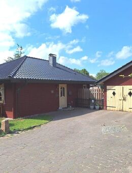 Hyygeliges, ebenerdiges Holzhaus in ruhiger Feldrandlage - Oersberg