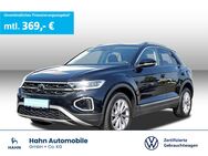 VW T-Roc, 1.5 TSI Style AppConnect, Jahr 2023 - Ludwigsburg