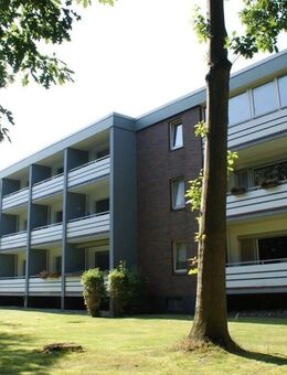 Geestland-Langen// Gepflegte 3ZKB-Etagen-Wohnung mit Balkon in grüner Nachbarschaft - Langen (Landkreis Cuxhaven)