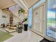 Exklusives Architektenhaus: Eine private Wellness-Oase mit idyllischem Gartentraum - Apolda