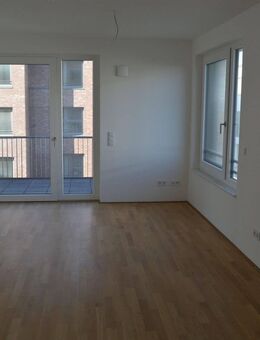Großzügiges Wohnen: 5-Zimmer Wohnung - Wolfsburg