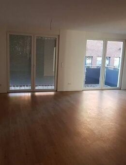 Provisionsfrei Erdgeschoss Wohnung. - Hamburg