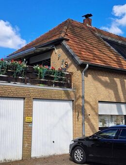 Vermietetes Zweifamilienhaus mit kleiner Gewerbehalle - Gronau (Westfalen)