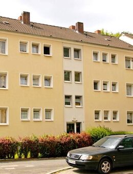 Kleine 4-Zimmer-Wohnung in Duisburg Wanheimerort - Duisburg