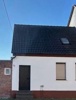 Kleines saniertes Haus auf kleinem Grundstück - Dessau-Roßlau OT Meinsdorf - Dessau-Roßlau