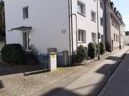 PLZ 79539 2-Zi. Dachstudio mit EBK und Garage in ruhiger Zentrumslage - Lörrach