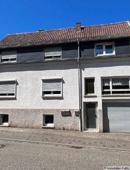 Mehrfamilienhaus in Trulben - Trulben