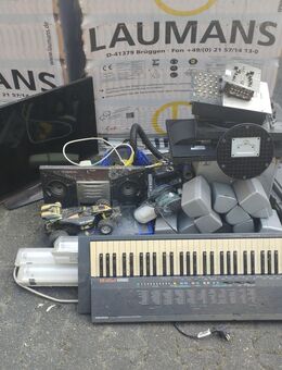 Schrott und Elektroschrott zu verschenken - Bottrop