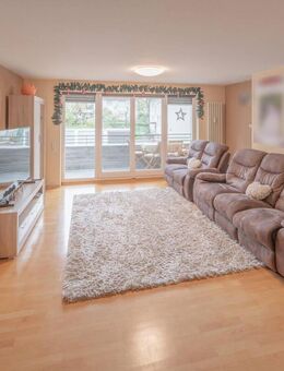 Moderne 4-Zimmer-Eigentumswohnung mit großem Balkon - Metzingen