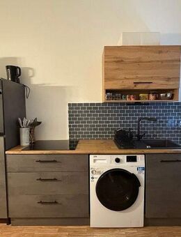 MA, Riedfeldstraße: Gemütliche 2 Zimmer im 3. OG - Mannheim