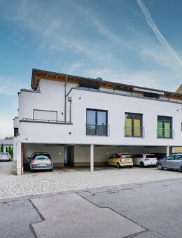 RESERVIERT - Neuwertige 3-Zimmer Wohnung mit Dachterrasse in Straubing! - Straubing