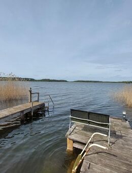 Bungalow am See mit Bootsanleger in Mecklenburg-Vorpommern - Wesenberg (Mecklenburg-Vorpommern)