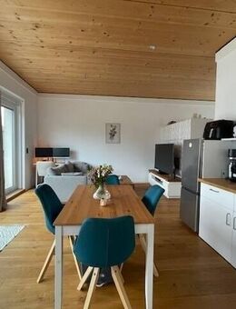 Lichtdurchflutetes 1-Zimmer Loft mit Wohlfühlfaktor in Augsburg - Augsburg