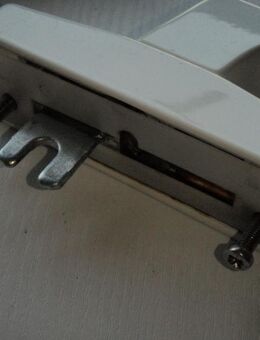 Alu-Fenstergriff,Drehgetriebe WSS,Ral 9016 - Ulmen Ulmen