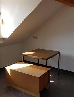 35 m² DG 2 Zimmer Wohnung ab 01.09. befristet bis 28.02.2026 - Putzbrunn