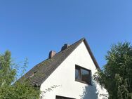 Sanierungsbedürftiges EFH in Ellerau. 115 m2 Wfl , 988 m2 Grundstück - Ellerau