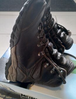 Gut gepflegte Wanderschuhe, Wanderstiefel Meindl Meran Lady GTX - Hof