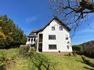 Aarbergen-Michelbach: Besondere Immobilie mit Charme, Ausblick und großem Grundstück! - Aarbergen