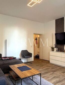 Wohnen im Herzen der Stadt - Charmante 2-Zimmer-Altbauwohnung mit Einbauküche - Stuttgart