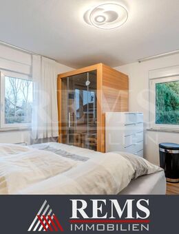 Flexibel nutzbares Ein- bis Zweifamilienhaus mit Garten, Garage und Ausbaupotential in Alfdorf - Alfdorf