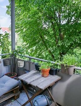 Gepflegte 4-Zimmer-Wohnung mit Balkon in zentraler und begehrter Wohnlage Hannovers! - Hannover