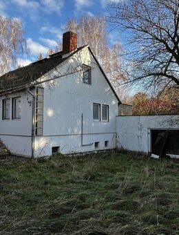 Achtung Schnäppchenjäger! Kleines Anwesen mit ca. 77 m² Wfl., ca. 2.730 m³ Grdstk. als Sanierungsobjekt!!! - Grimma
