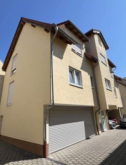 *OHNE PROVISION* Charmante 3-Zi.-Wohnung inkl. 86m² Wohnfl., 2x Stellplatz, Balkon, 2x Abstellraum - Mutterstadt
