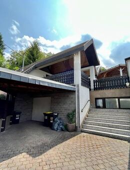 Schönes Einfamilienhaus mit Garten und Garage in ruhiger Lage von Nonnweiler- Primstal - Nonnweiler