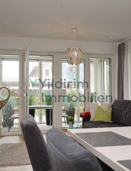 Erstklassige 4-Zimmer-Wohnung mit herrlichem Wintergarten und großem Gartenanteil am Yachthafen! - Cuxhaven