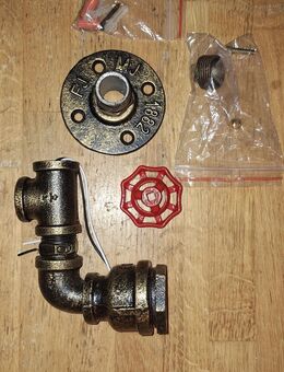Design Wandlampe Wasserrohr Industrial style OVP - Essen