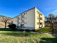 Grundbuch statt Sparbuch | solide vermietete 3 Wohnungen mit ca. 282 m², 3 Außenstellplätze - Wehr (Baden-Württemberg)