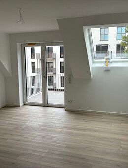 Geräumige 2-Zimmer Wohnung mit Einbauküche und Balkon - Bamberg