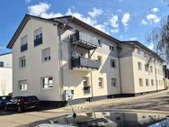 Moderne 4,5-Zimmer-Dachgeschosswohnung mit Balkon und Stellplatz in Stutensee-Friedrichstal - Stutensee