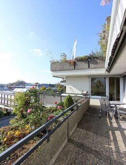 Große 4,5 Zimmer Wohnung in sonniger, ruhiger Lage mit Bergblick - Tettnang