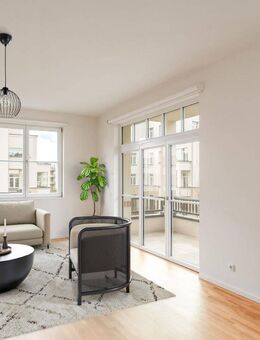 Stilvolle 2-Zimmer-Wohnung mit Balkon und Weitblick - Potsdam