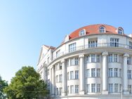 Exklusive Dachgeschosswohnung in historischer Lage - Berlin