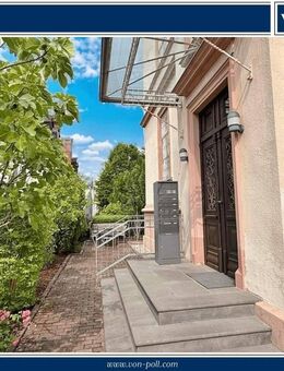 Hochwertiges, saniertes, bereits geteiltes Wohnhaus mit drei Garagen + Stellplätze in Traumlage - Wiesbaden